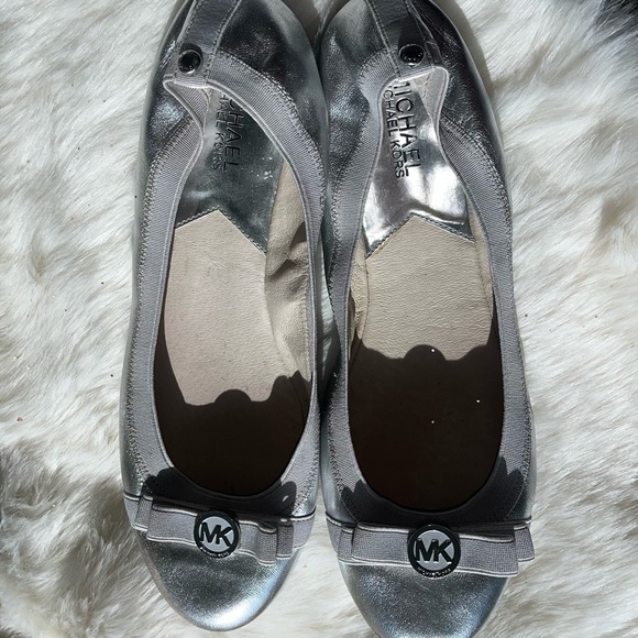 MICHAEL KORS FLATS - Picture 1 of 4